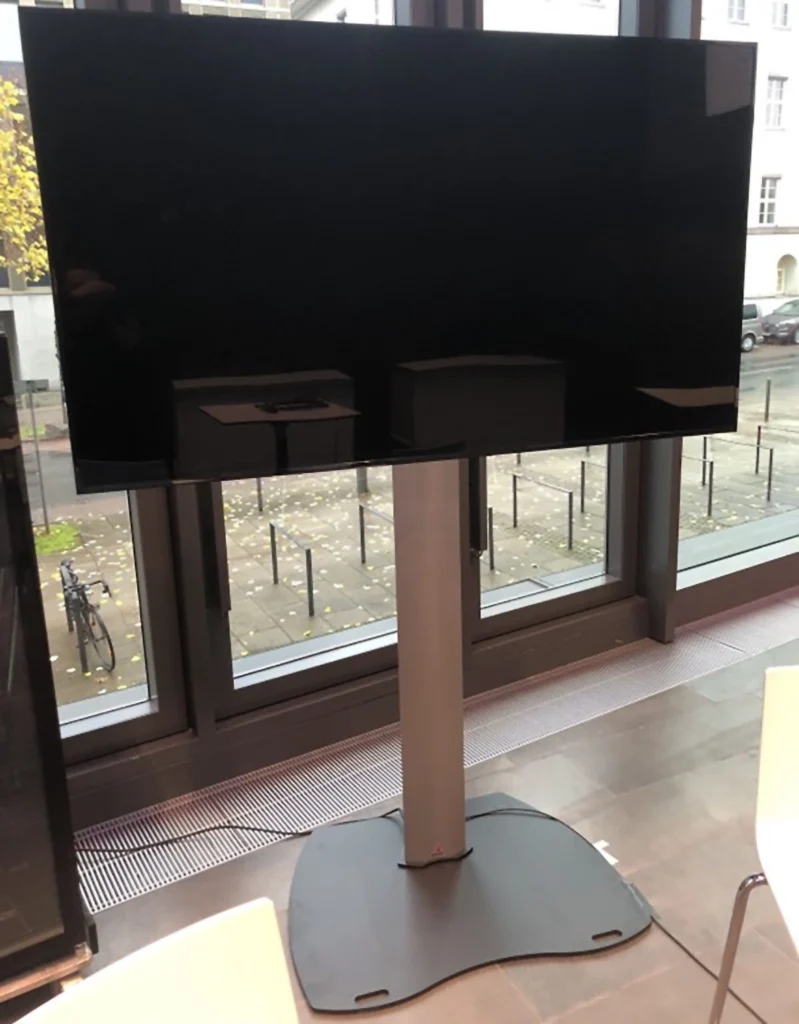LG 86-Zoll 4K-Display mieten | 217 cm