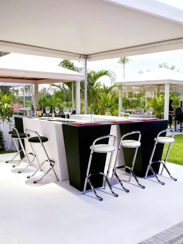 Eventbar Conic mit 4 Modulen mieten