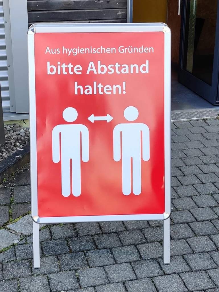 Kundenstopper DIN A1 beidseitig mieten