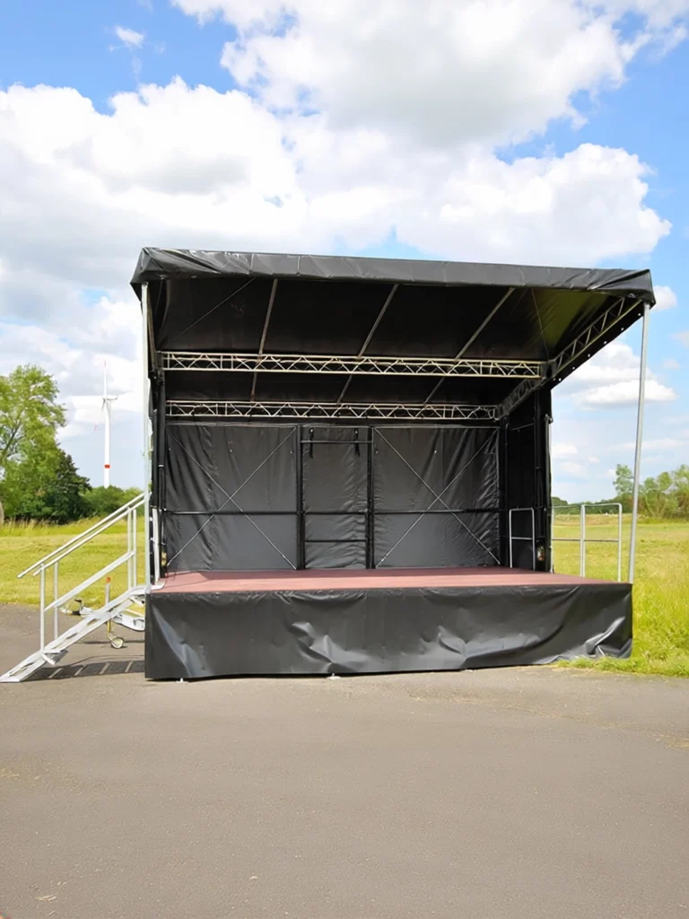 Smartstage 30 m² mieten | TÜV-geprüfte Trailerbühne